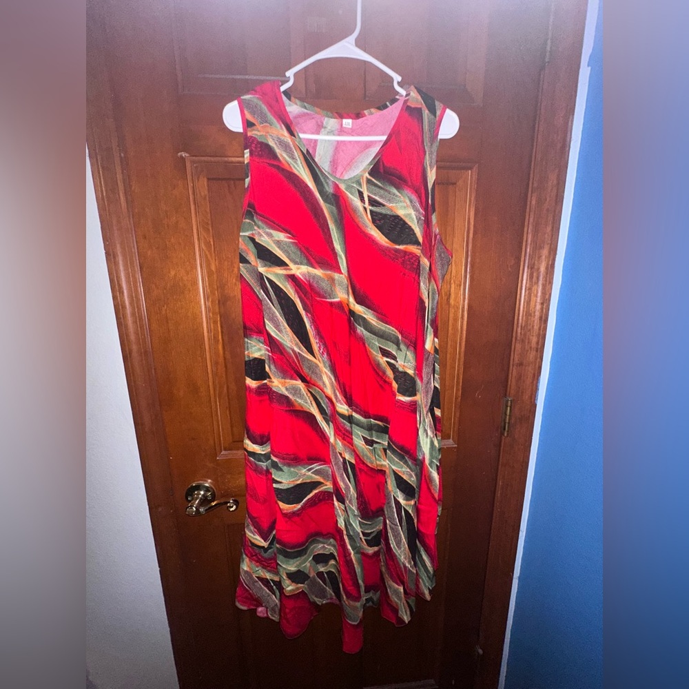 Elegant Red and Black Maxi Dress